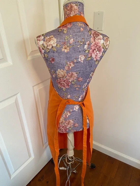 Williams Sonoma orange heavy duty apron - Picture 4 of 5